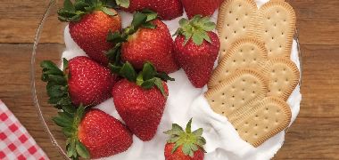 Receita Trifle de morango com biscoito