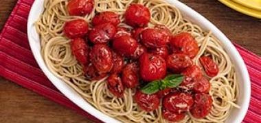 Receita Macarrão com Tomate Confit