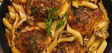 Receita Pena com Molho de Frango e Cogumelos