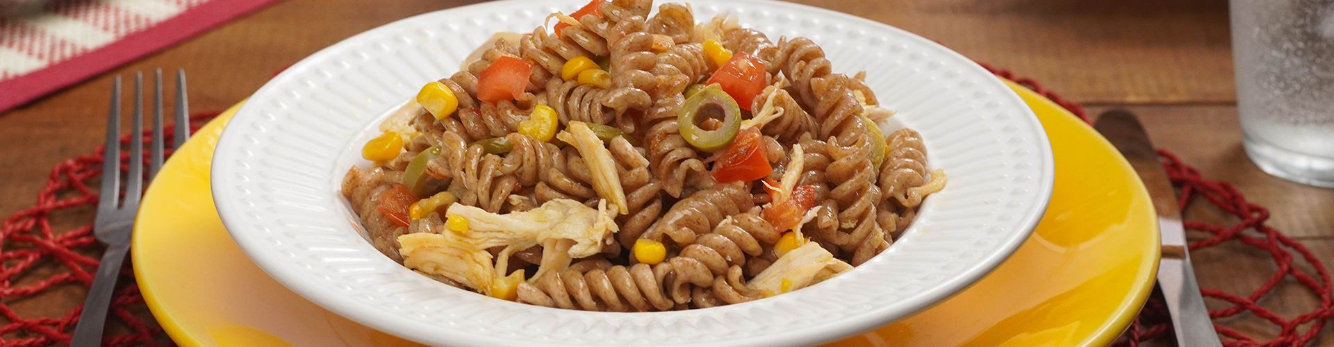 Macarrão Integral com Frango