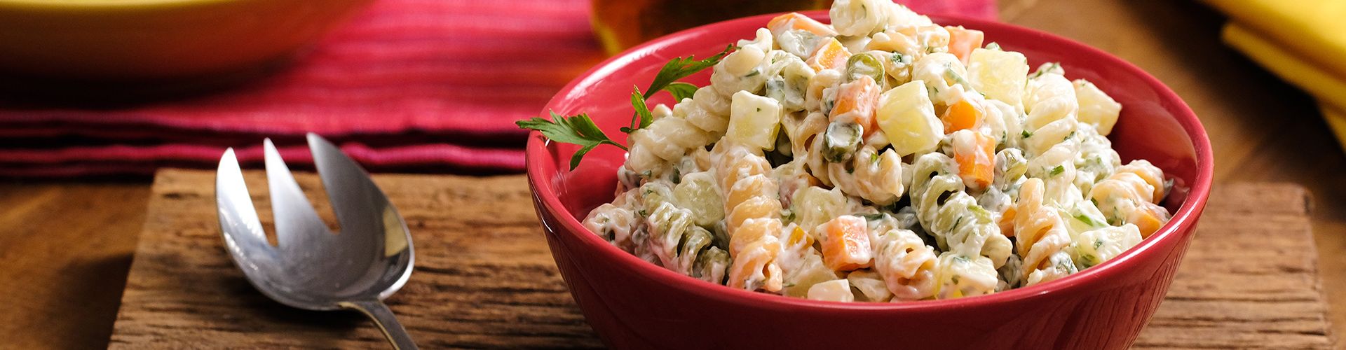 Salada de Maionese com Macarrão