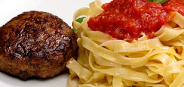 Receita Macarrão com Polpetone